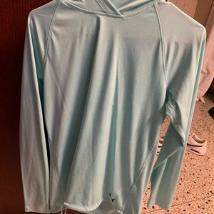 Long sleeve blue Underarmour workout light sweatshirt